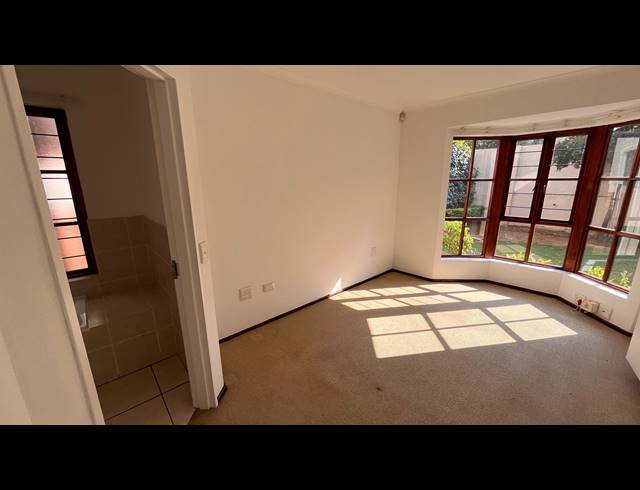 2 bed property to rent in EDENBURG